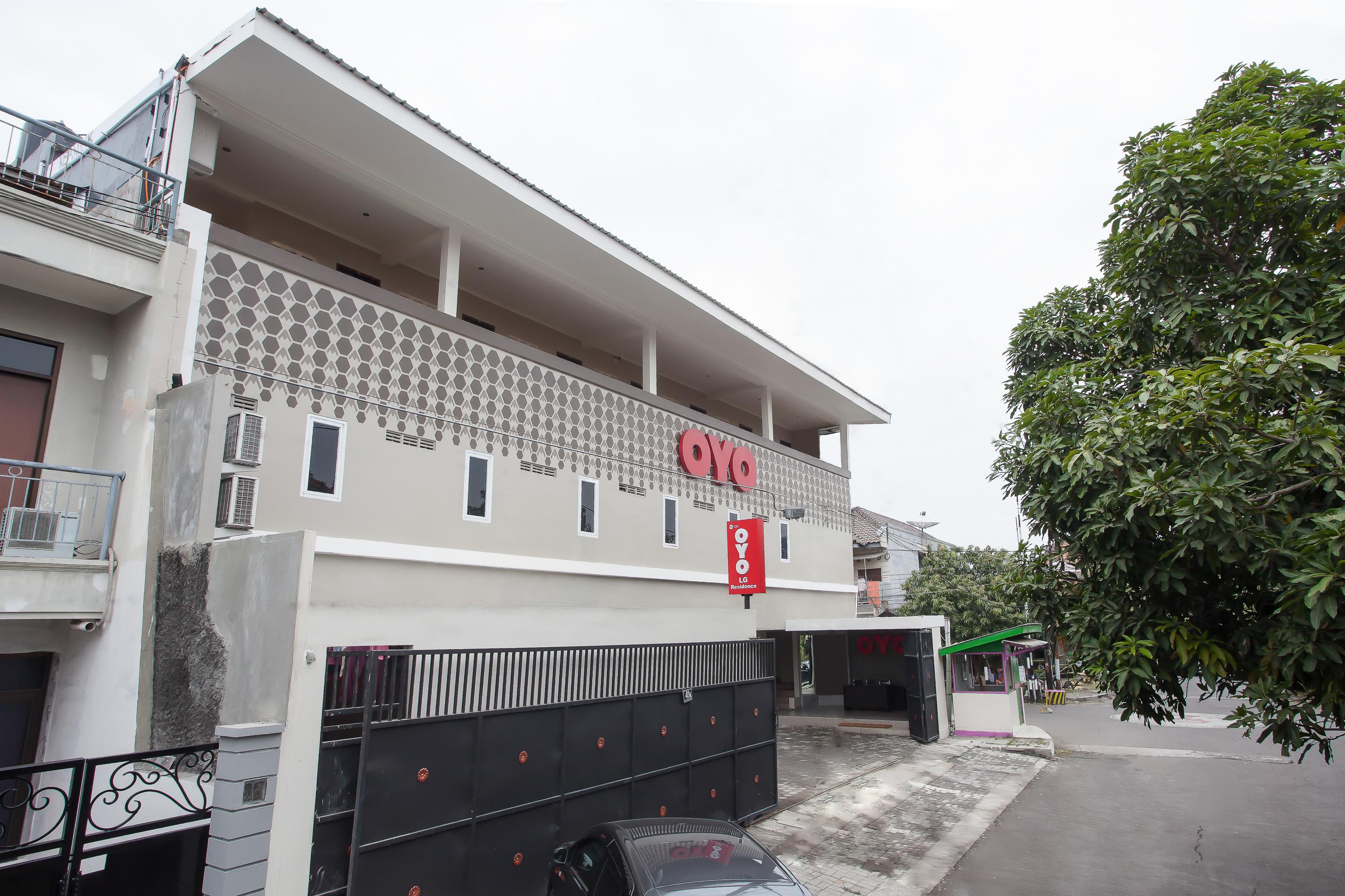 Super Oyo Capital O 134 Lg Residence Surabaya Exterior foto