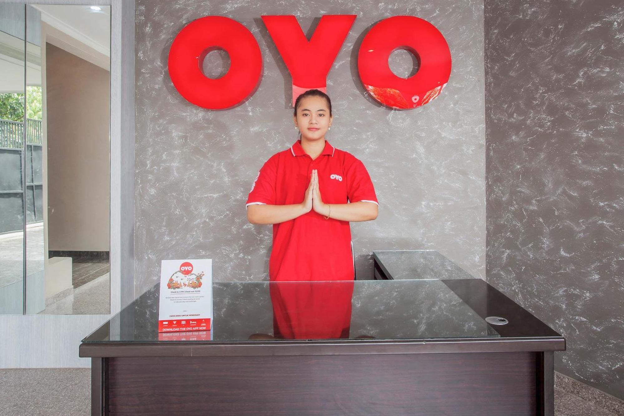 Super Oyo Capital O 134 Lg Residence Surabaya Exterior foto